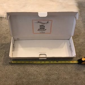 Hermes shipping box